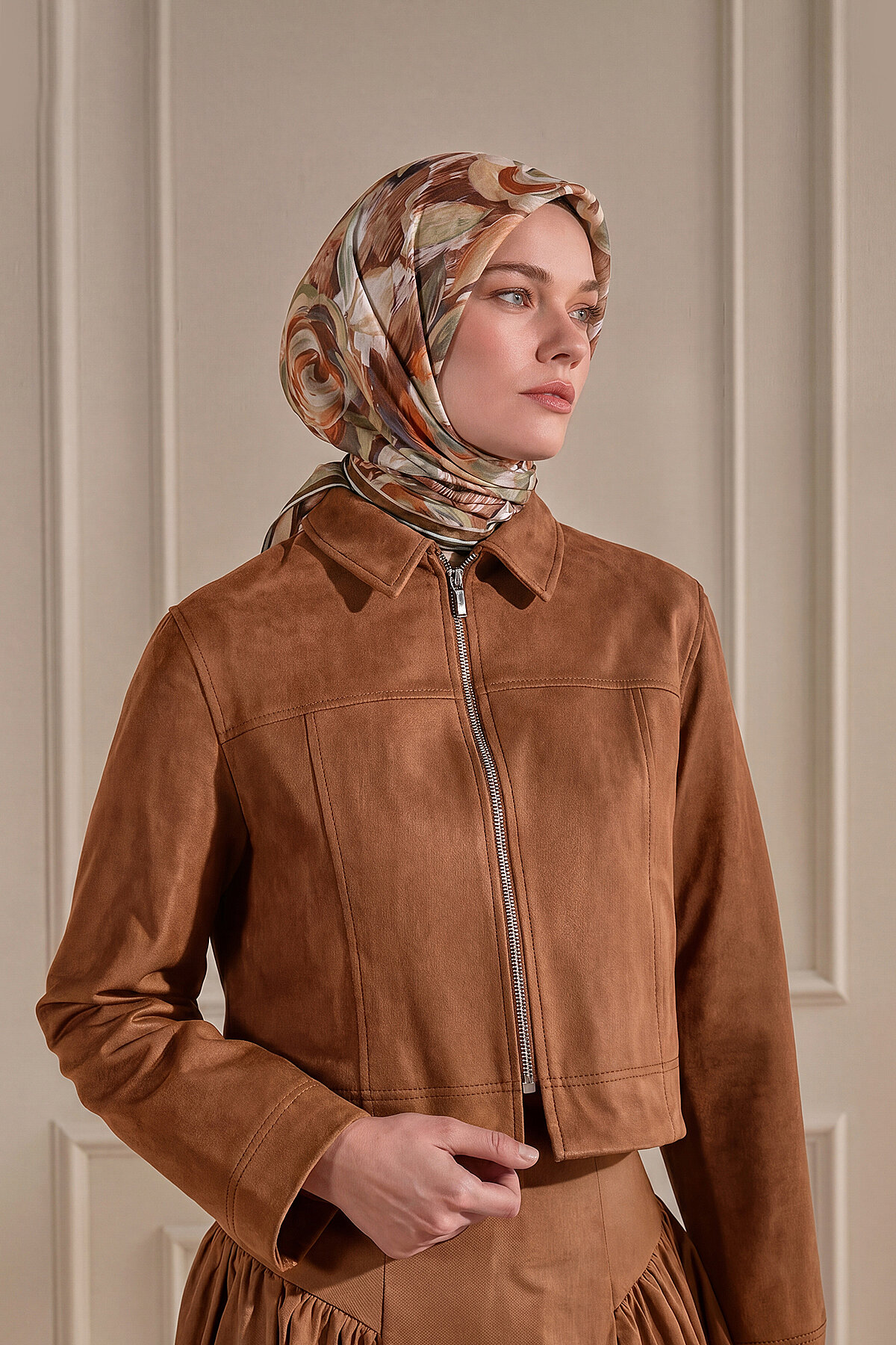 Karamel Gül Sanat Bahçesi Desen Organik Eşarp