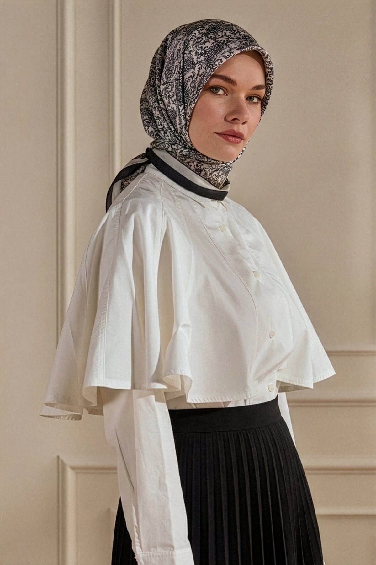 Siyah Asalet Motifi Desen Kristal Eşarp