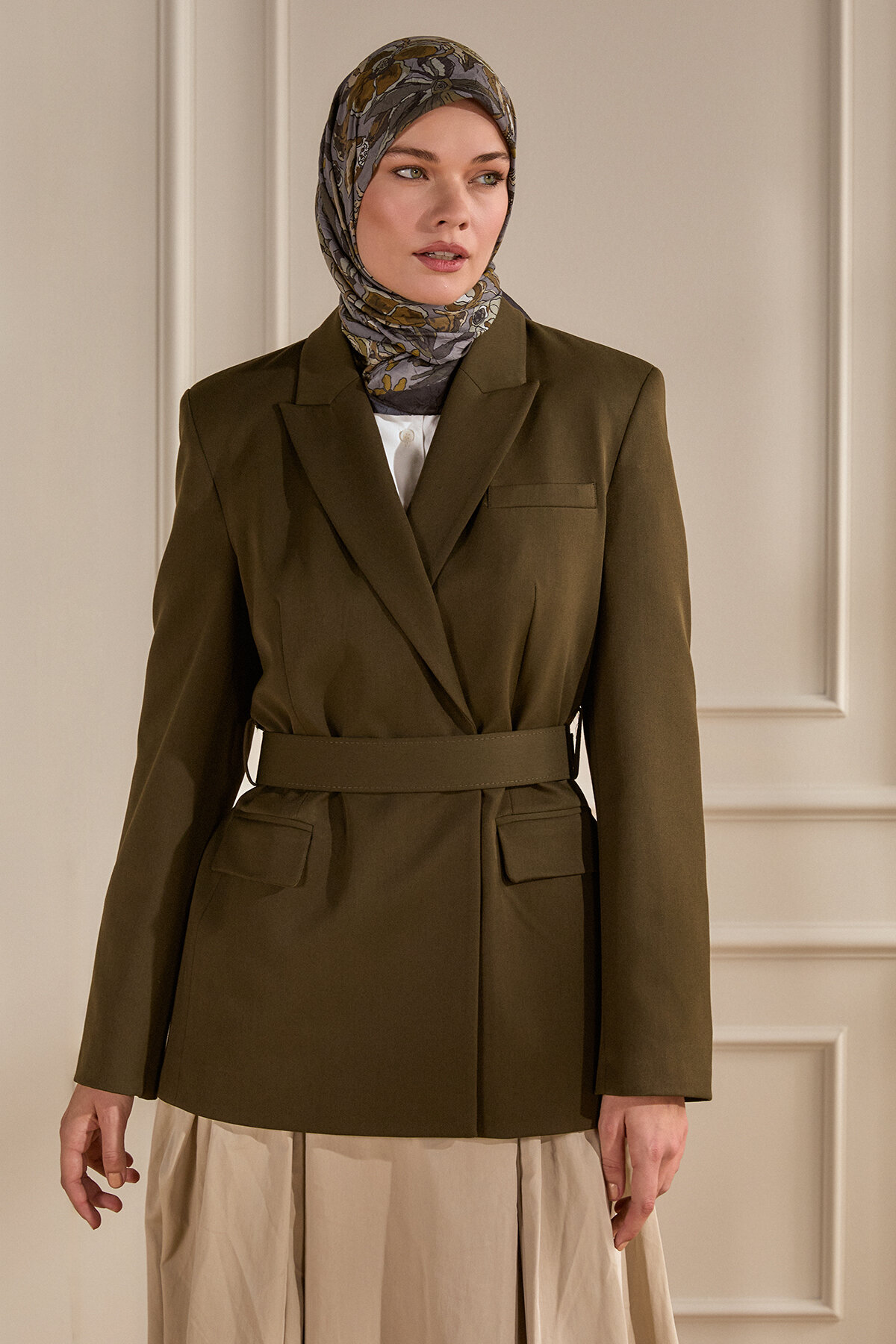 Siyah-Gri Vintage Flora Desen Kraş Eşarp
