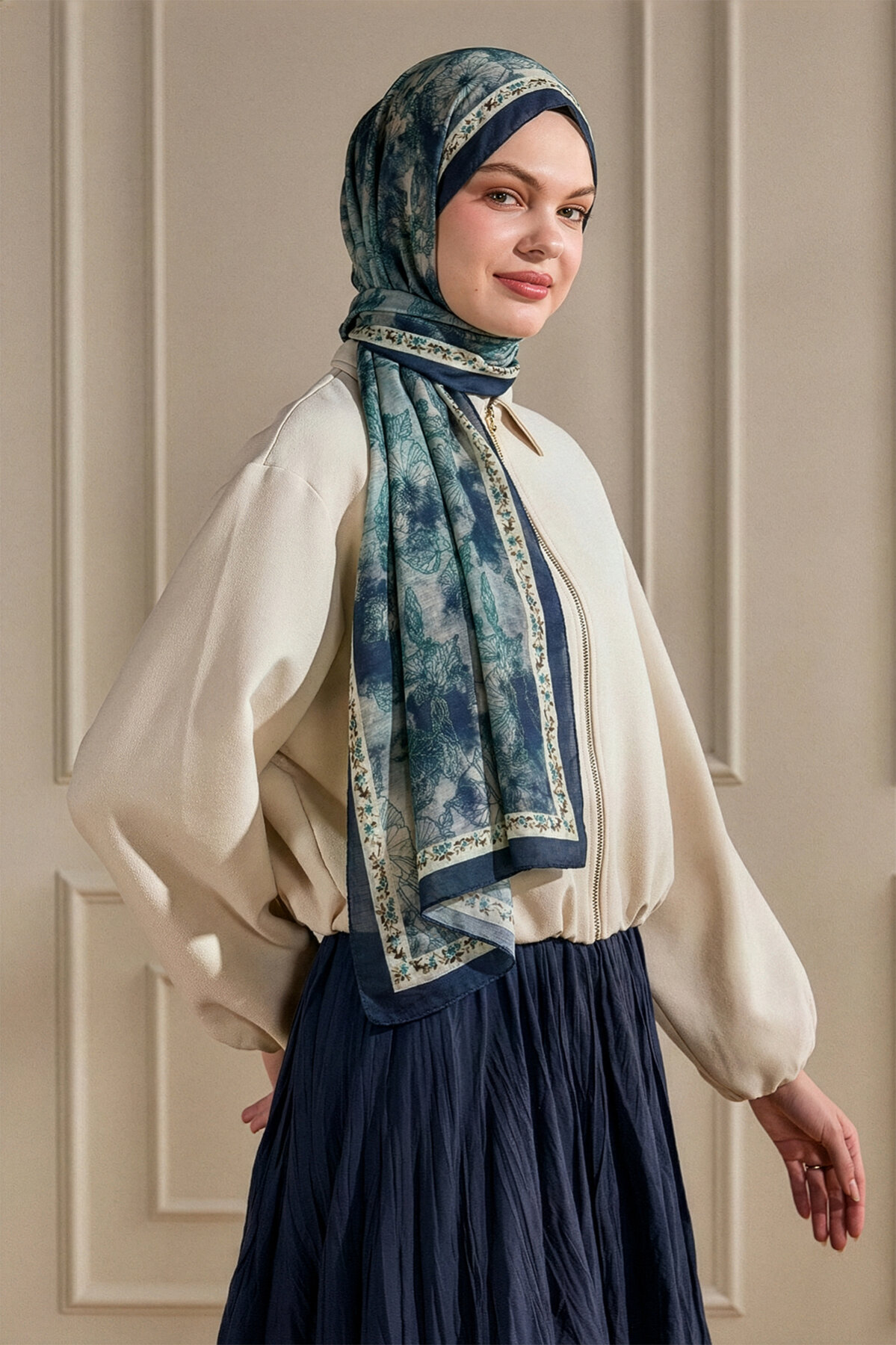 Lacivert Vintage Garden Desenli Müslin Şal