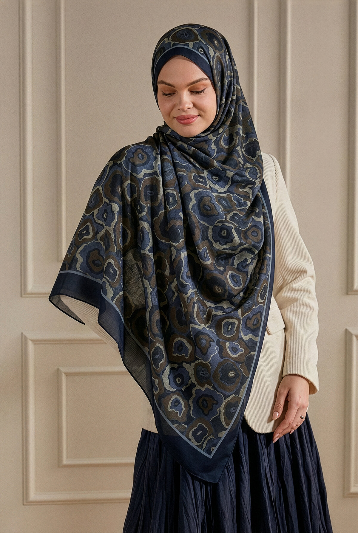 Lacivert Pattern Desenli Organik Şal