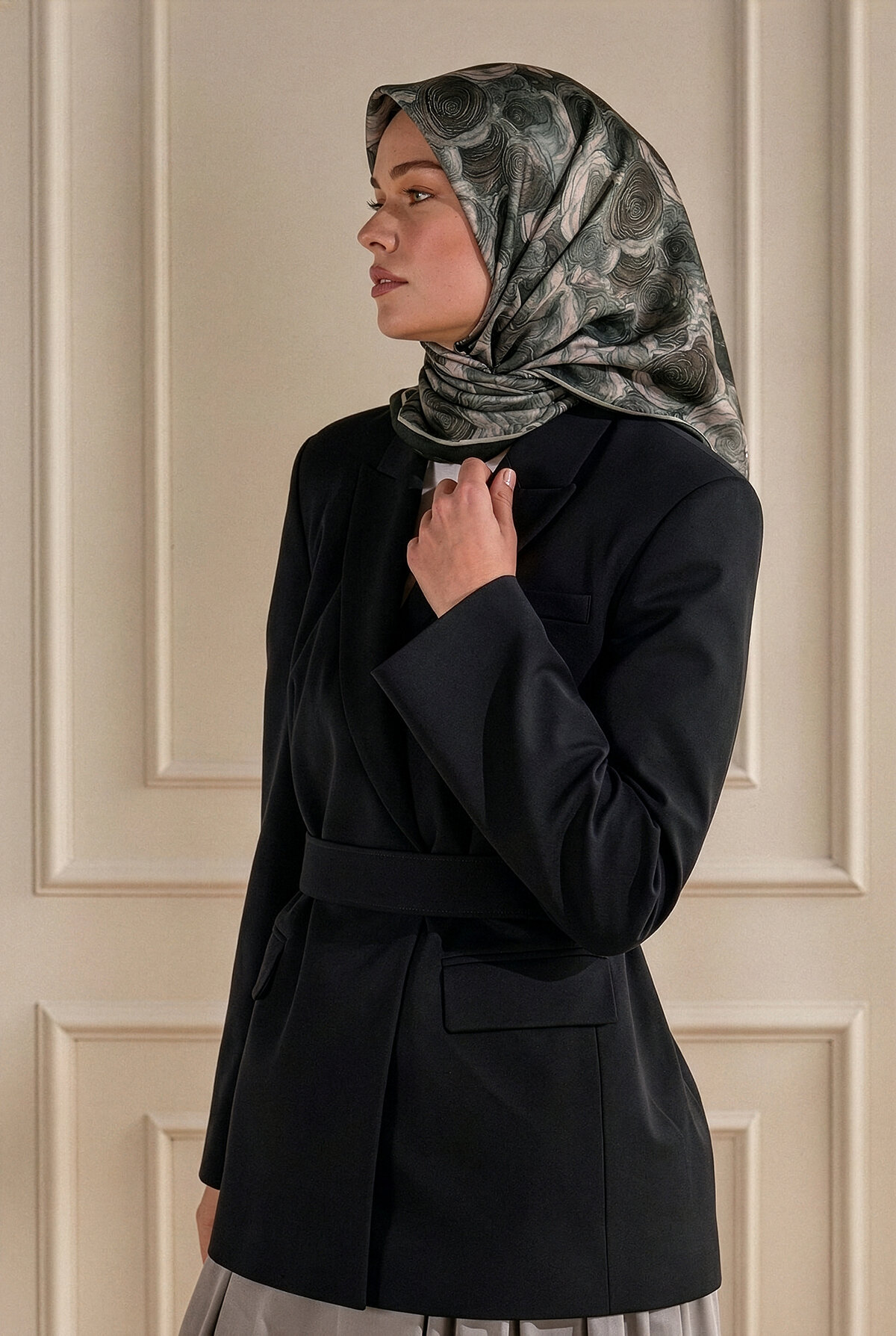 Siyah Rölyef Desen Kraş Eşarp