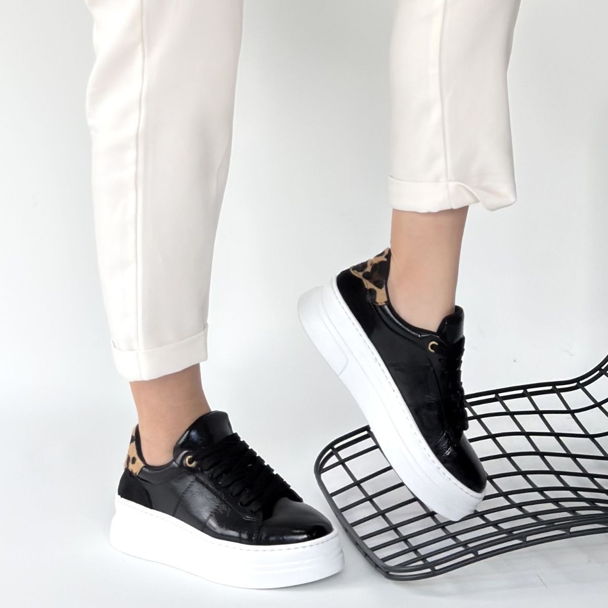 Jetan Siyah Rugan Bağcıklı Spor Ayakkabı