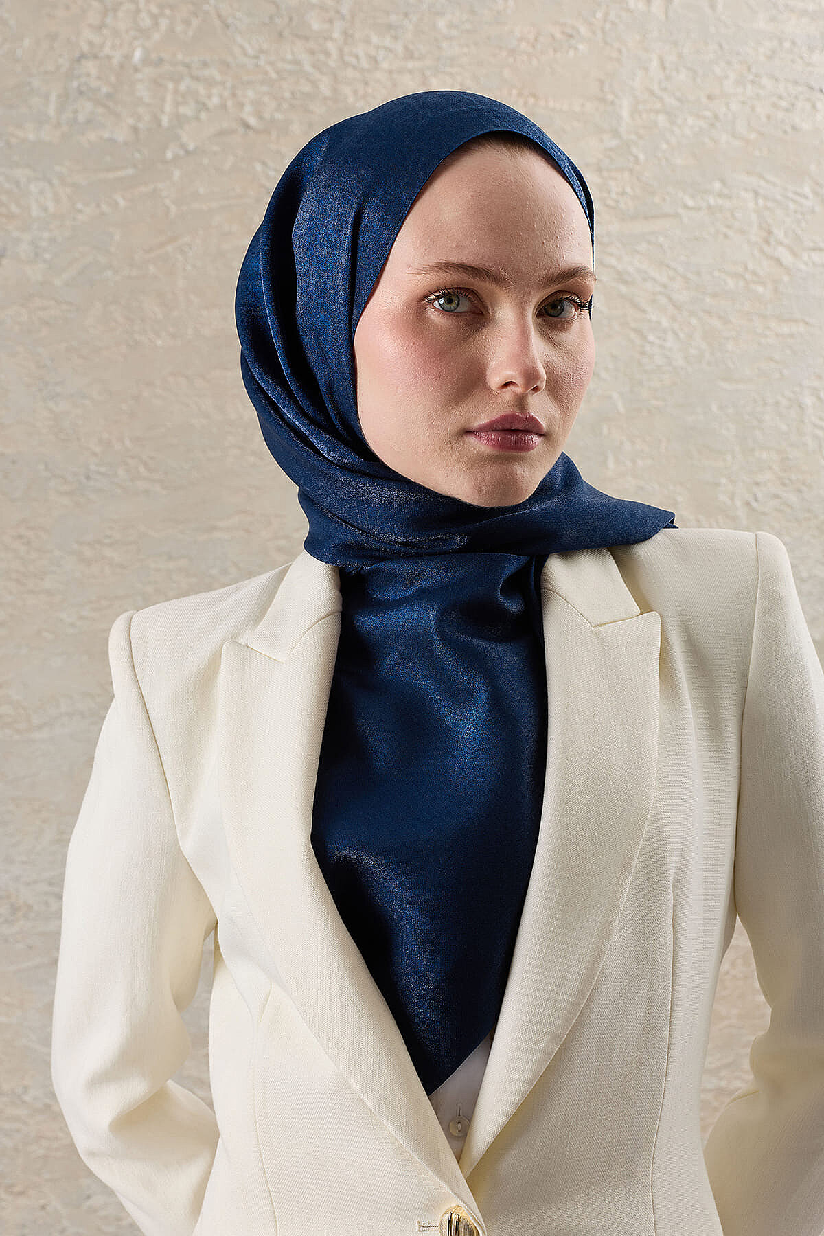 Lacivert Kehribar Şal