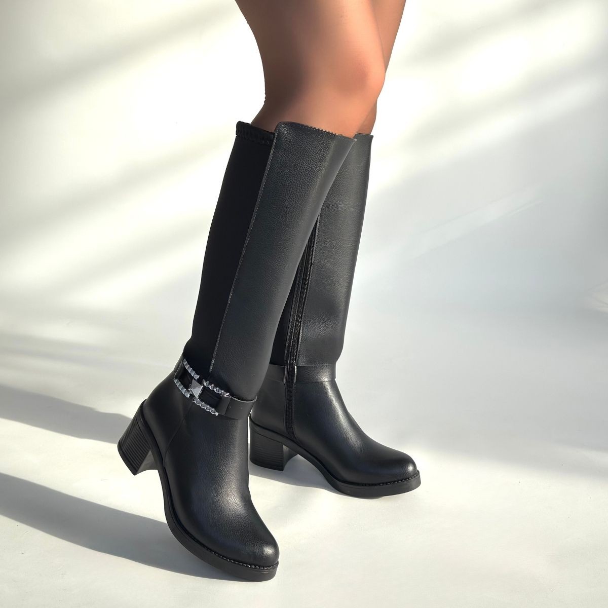 Emrat Siyah Cilt Topuklu Çizme