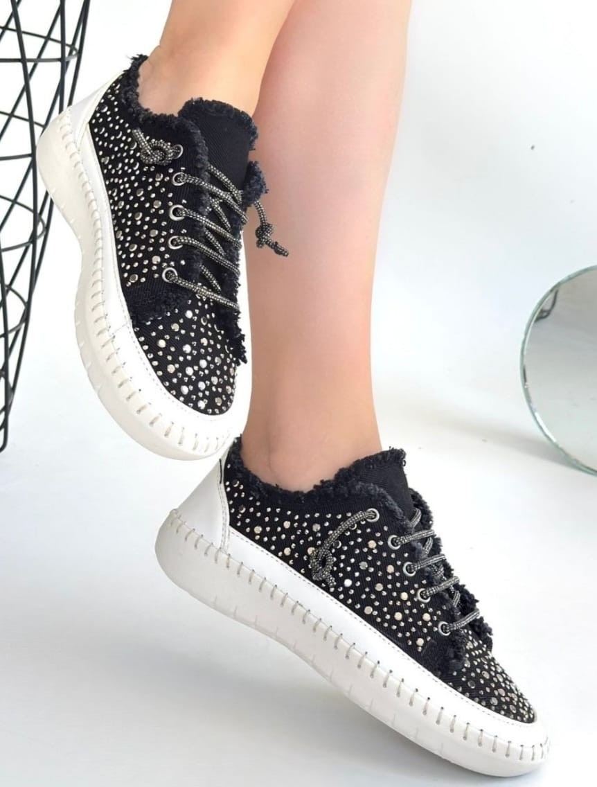 Guji Siyah Kot Bağcıklı Spor Ayakkabı