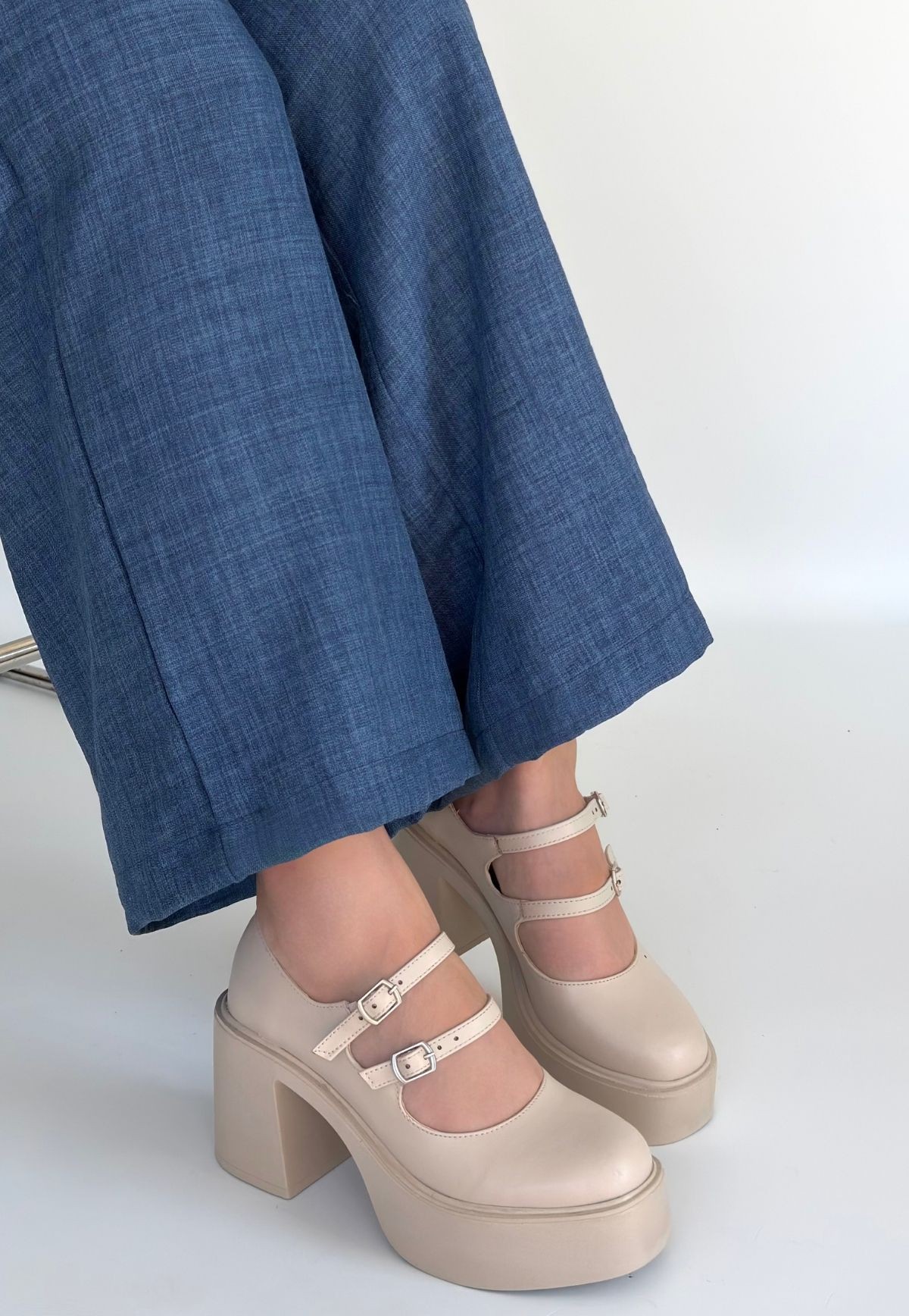 Jarlo Bej Cilt Dolgu Topuk Ayakkabı