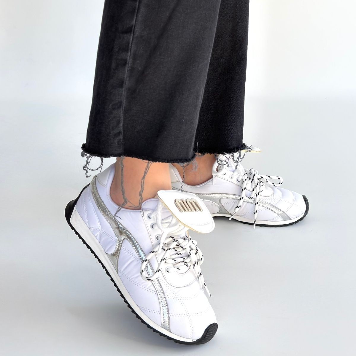 Dissa Beyaz Cilt Bağcıklı Paraşüt Detaylı Spor Ayakkabı