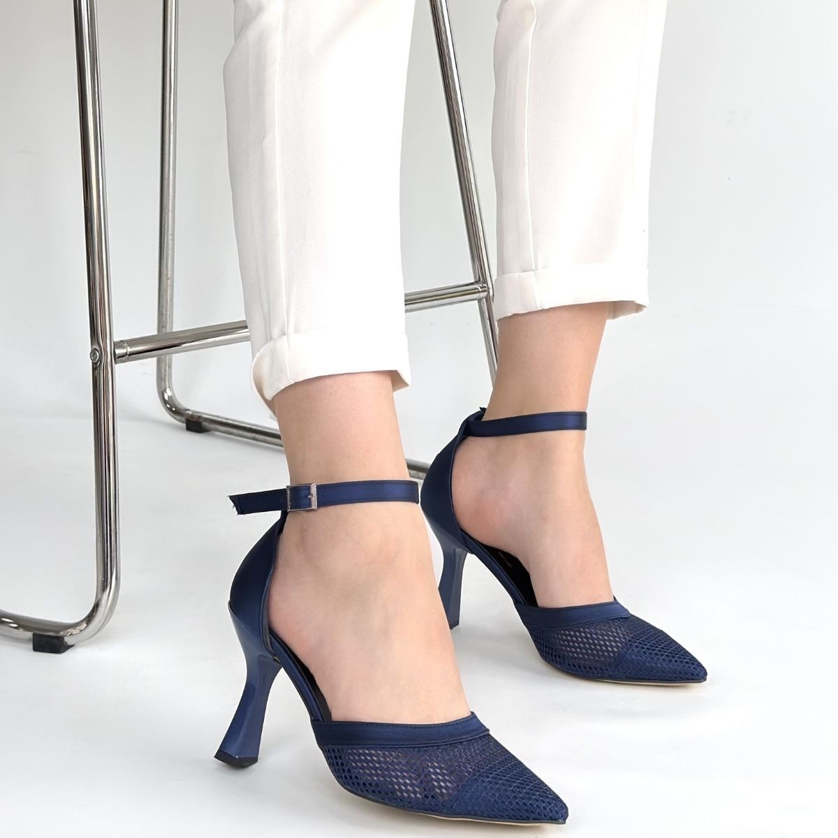 Keny Lacivert Saten Topuklu Ayakkabı