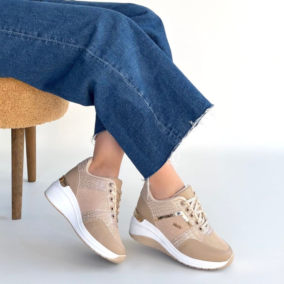 Geja Bej Cilt Bağcıklı Spor Ayakkabı