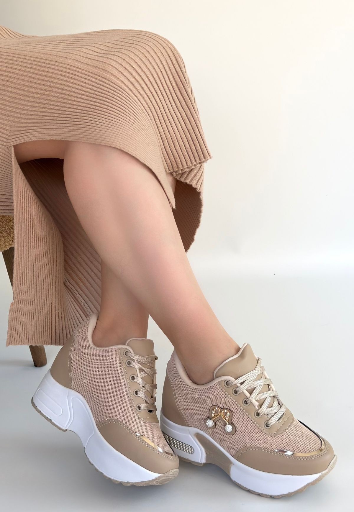 Wody Bej Cilt Simli Bağcıklı Spor Ayakkabı