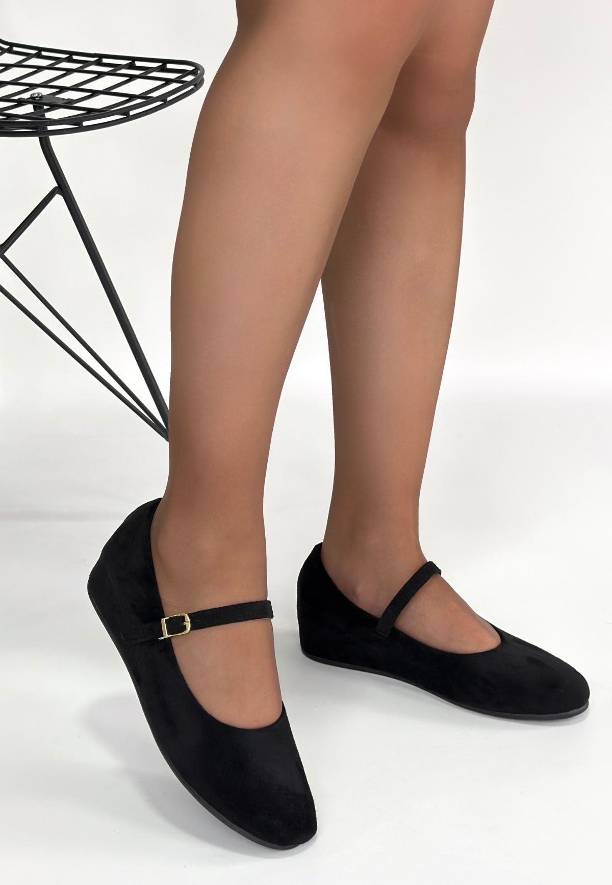 Lossa Siyah Süet Kemerli Babet Ayakkabı